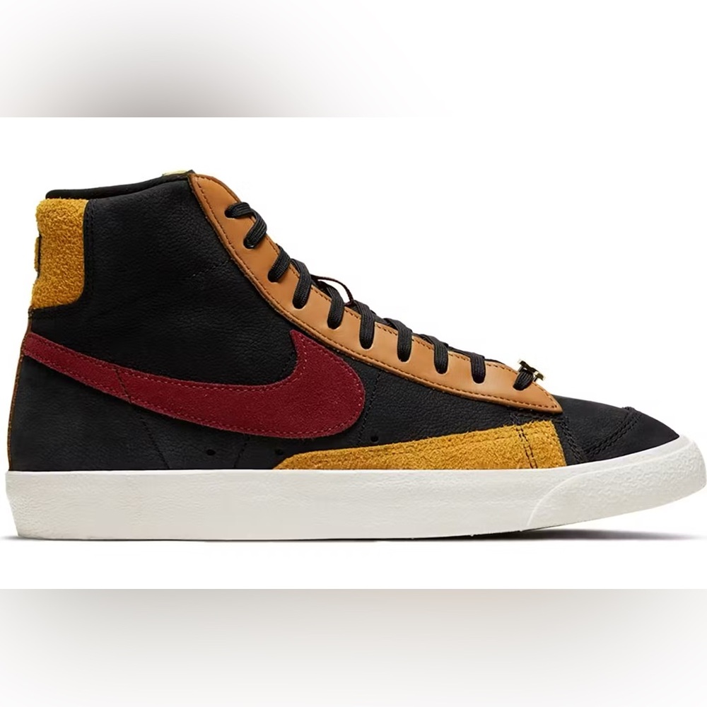 nike blazer mid 77 qs university gold, Dorthy Gathers. Women’s 9 gently used.